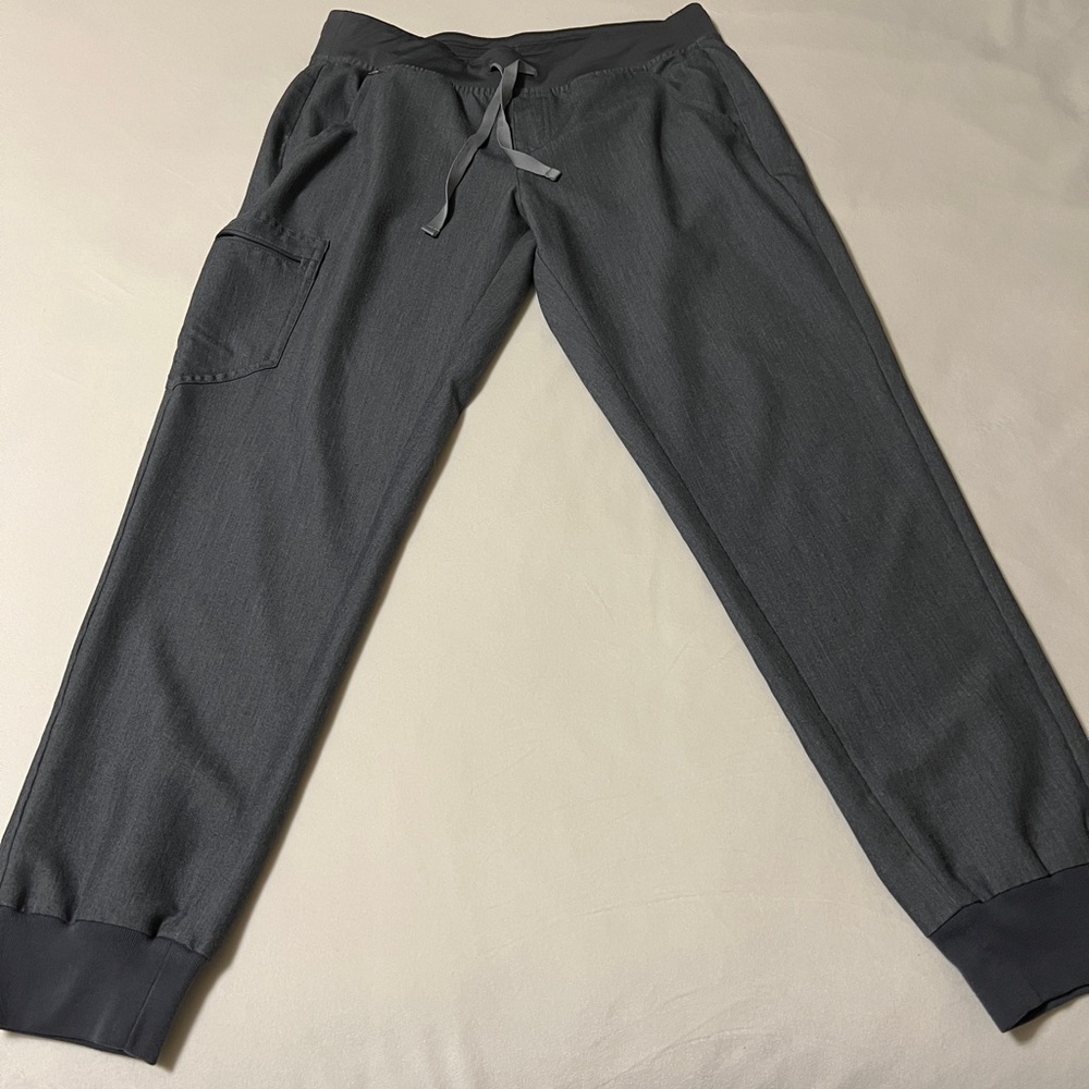 Used Figs Women’s Technical Collection Scrub Pants - Medium - Heather Gray